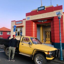 Over the Fence Interviews – Raglan Community Radio Over the Fence Interviews – Raglan Community Radio