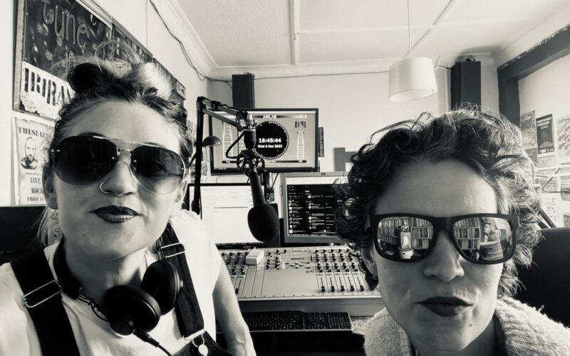 Happy Mondays – Raglan Community Radio